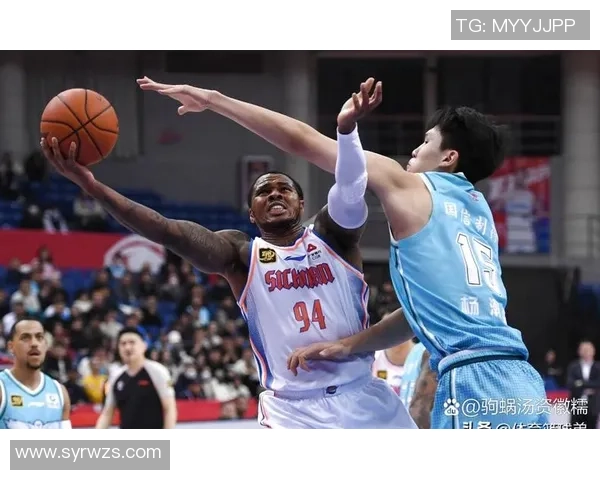 灰熊自媒体分析杨瀚森与科沃德的NBA实力差距与潜力对比 灰熊自媒体分析杨瀚森与科沃德的NBA实力差距与潜力对比